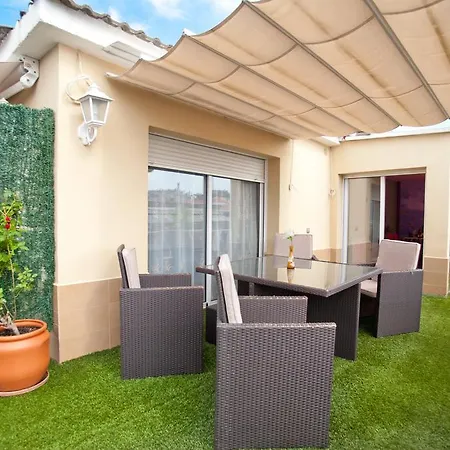 Amposta Apartment *