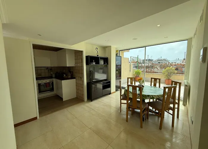 Amposta Apartment *